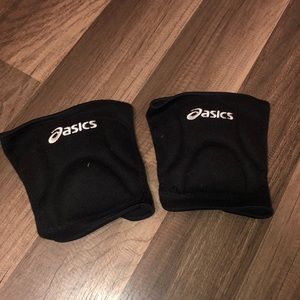 Volleyball knee pads